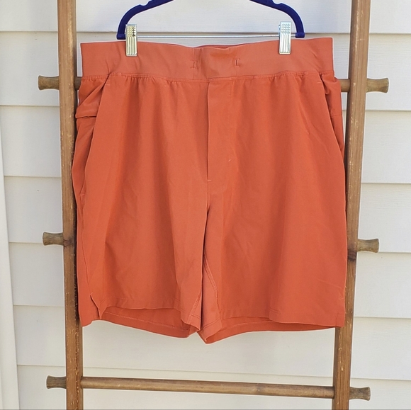 Lululemon T.H.E. Shorts - Picture 4 of 6
